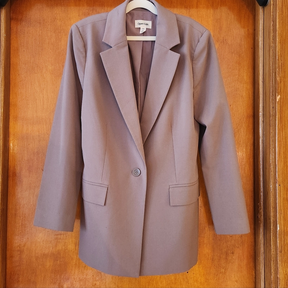 Open Edit Boyfriend Blazer